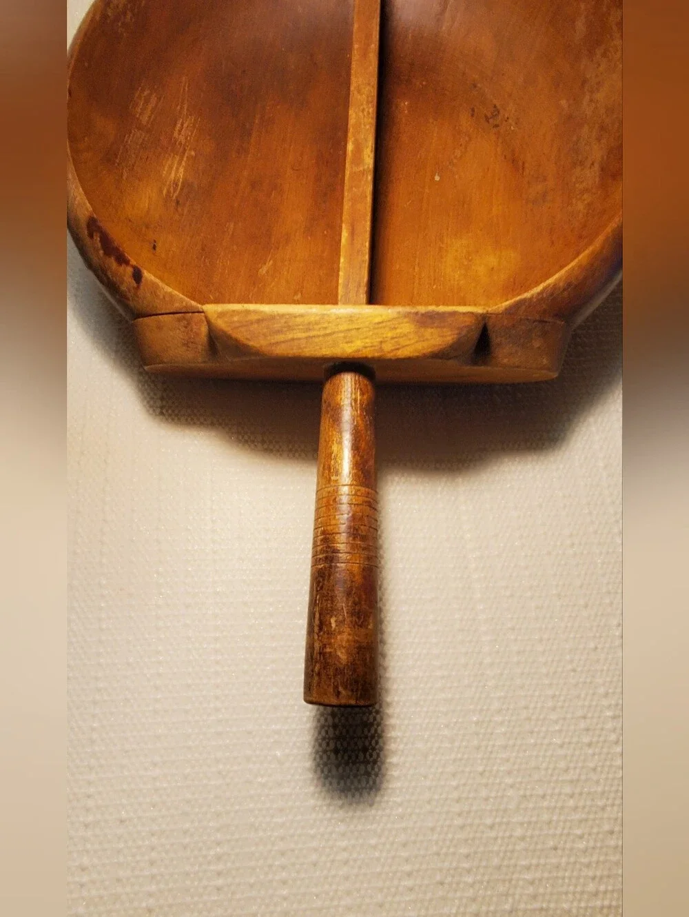 Primitive Vintage Collectible Prep Wood  Bowl With Handle. See Description.